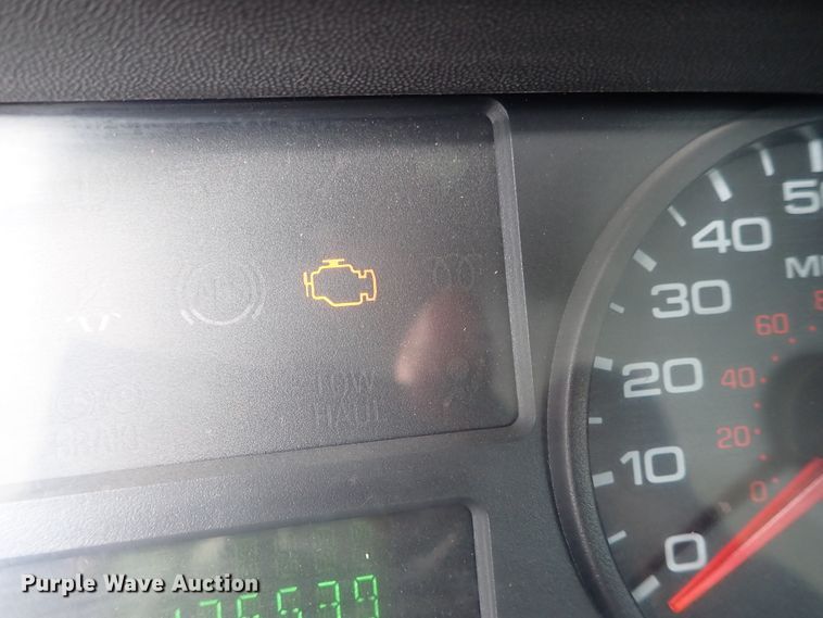 image for item DE1056 2006 Ford F350 Super Duty flat dump bed pickup truck