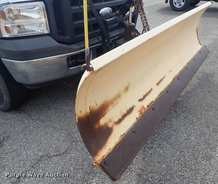 image for item DE1056 2006 Ford F350 Super Duty flat dump bed pickup truck