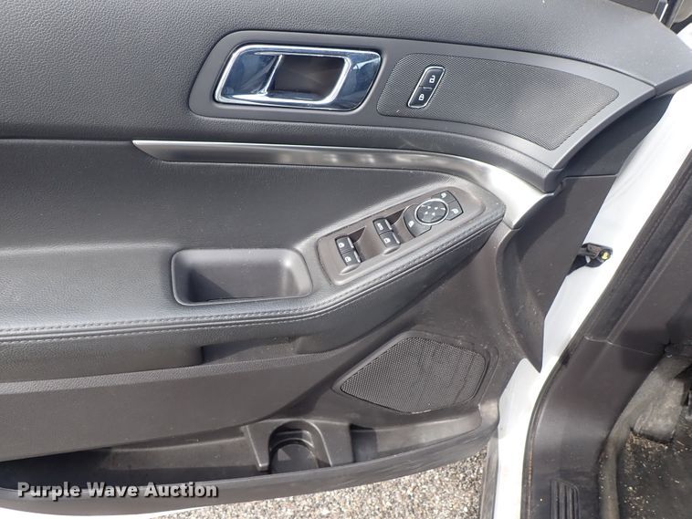 image for item DE1059 2015 Ford Explorer Police SUV