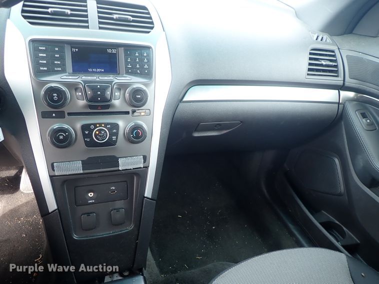 image for item DE1059 2015 Ford Explorer Police SUV