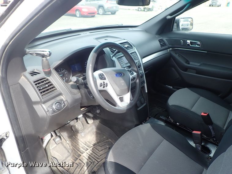image for item DE1060 2014 Ford Explorer Police SUV
