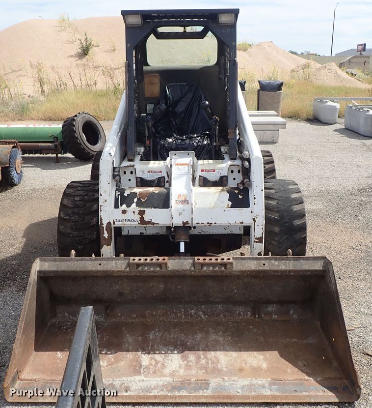 image for item DE1063 1998 Bobcat 863 skid steer