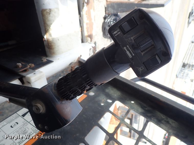 image for item DE1063 1998 Bobcat 863 skid steer