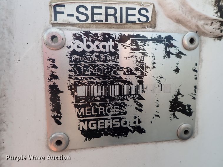 image for item DE1063 1998 Bobcat 863 skid steer