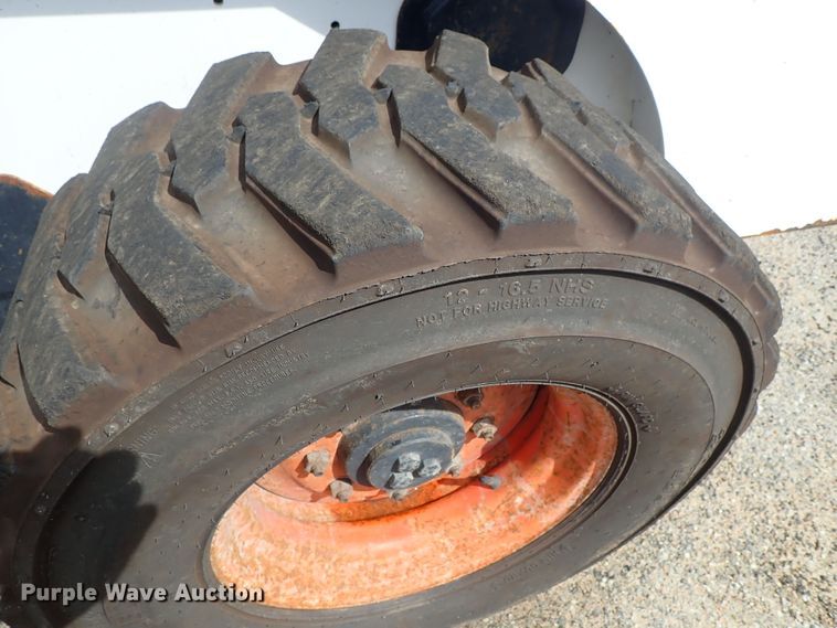 image for item DE1063 1998 Bobcat 863 skid steer