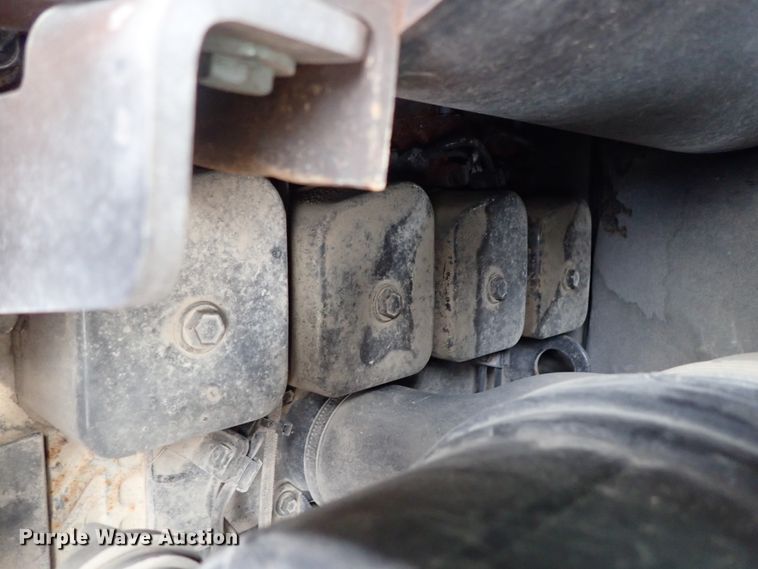 image for item DE1064 2003 Case 85XT skid steer