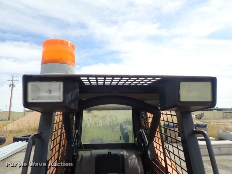 image for item DE1064 2003 Case 85XT skid steer