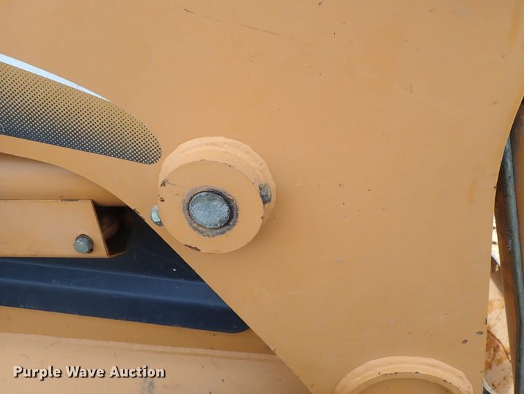 image for item DE1064 2003 Case 85XT skid steer