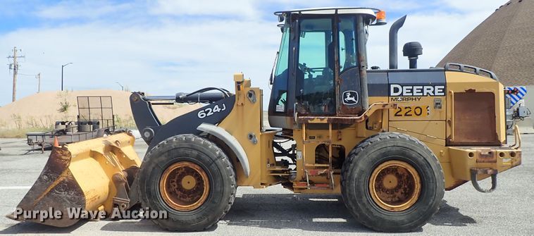 image for item DE1067 2005 John Deere 624J wheel loader