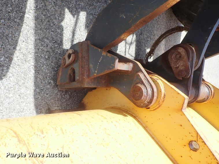 image for item DE1067 2005 John Deere 624J wheel loader