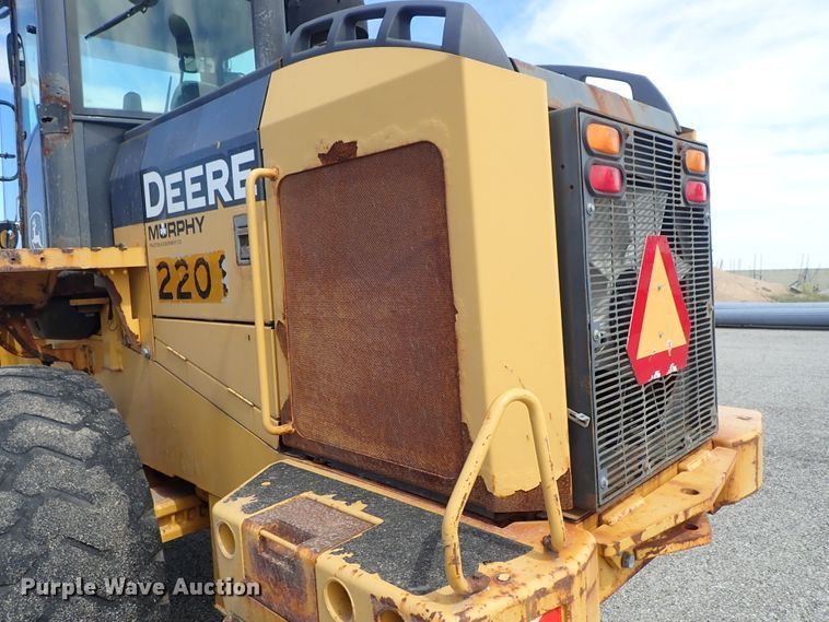 image for item DE1067 2005 John Deere 624J wheel loader