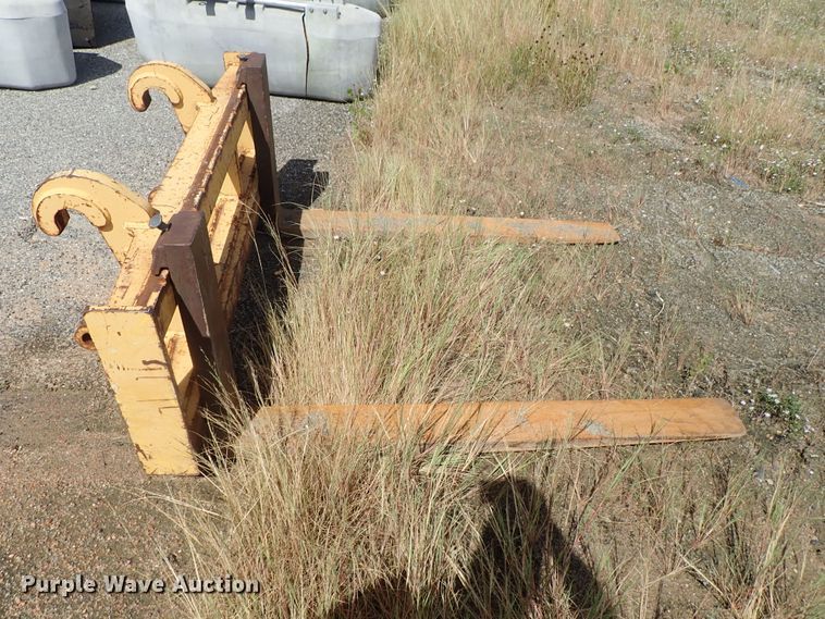 image for item DE1067 2005 John Deere 624J wheel loader