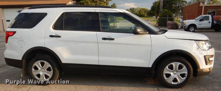 image for item DG4961 2016 Ford Explorer Police Interceptor SUV