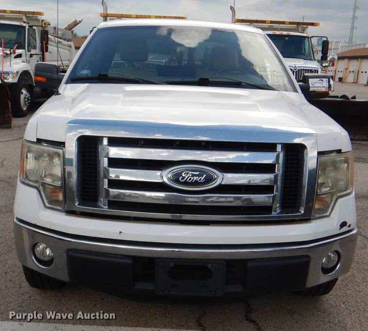 image for item DG4962 2011 Ford F150 pickup truck
