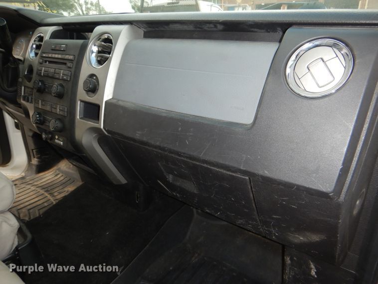 image for item DG4962 2011 Ford F150 pickup truck