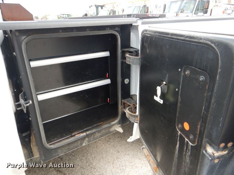 image for item DG4962 2011 Ford F150 pickup truck