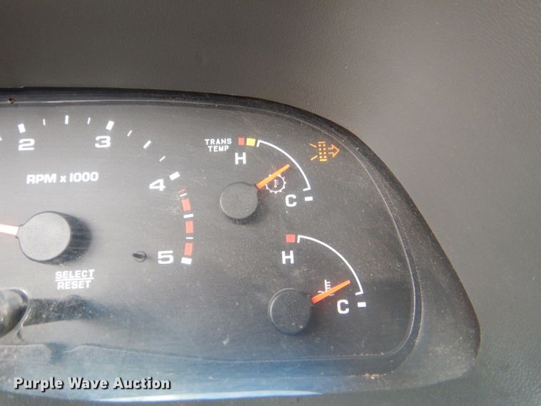 image for item DG4965 2004 Ford F350 Super Duty dump flatbed pickup truck