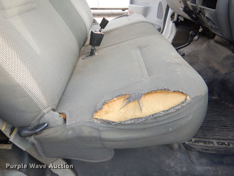 image for item DG4965 2004 Ford F350 Super Duty dump flatbed pickup truck