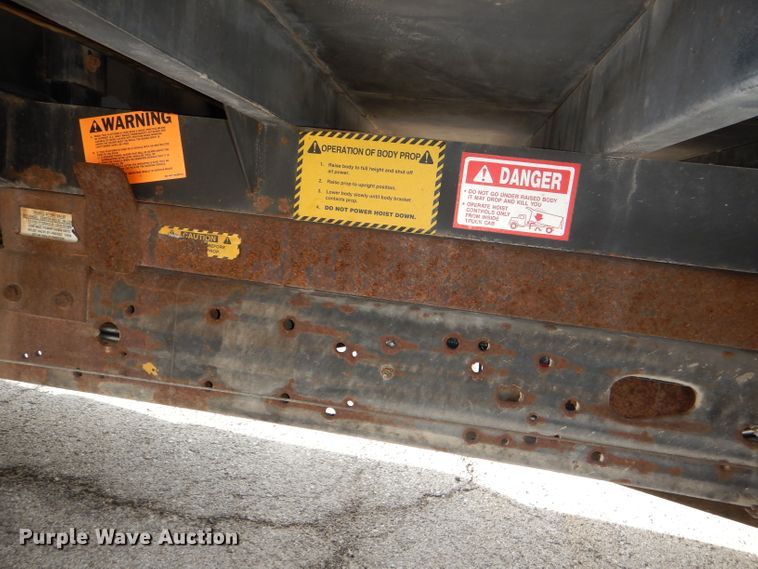 image for item DG4965 2004 Ford F350 Super Duty dump flatbed pickup truck