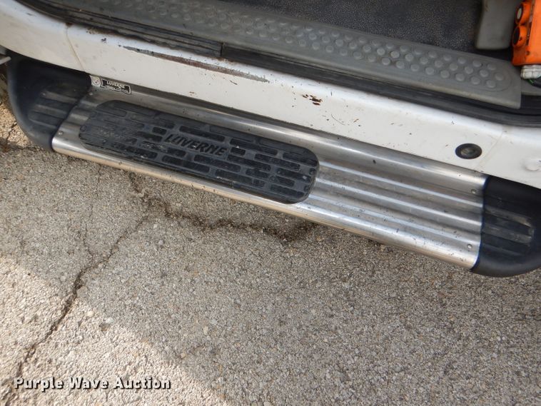 image for item DG4965 2004 Ford F350 Super Duty dump flatbed pickup truck