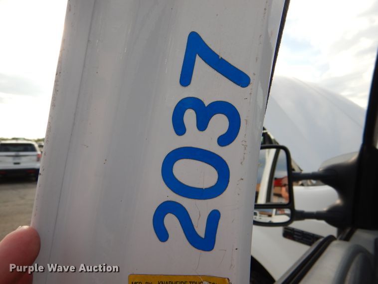 image for item DG4965 2004 Ford F350 Super Duty dump flatbed pickup truck