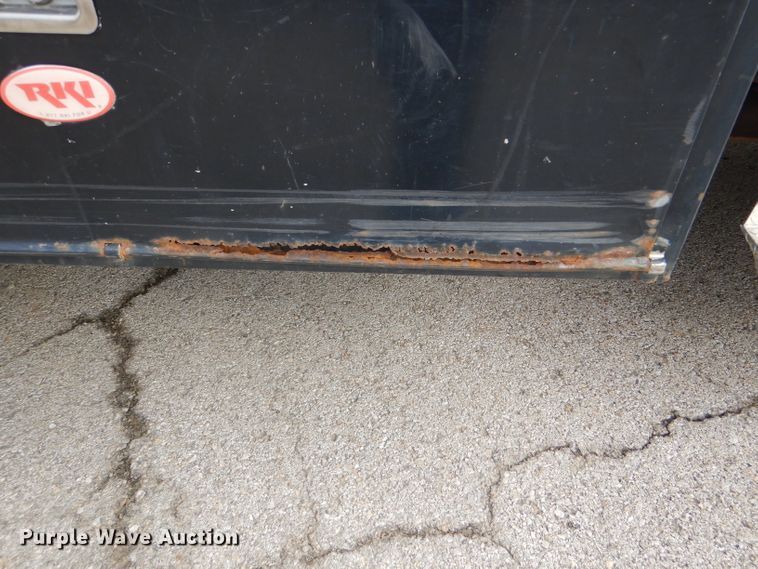 image for item DG4966 2006 Ford F350 Super Duty flatbed pickup truck