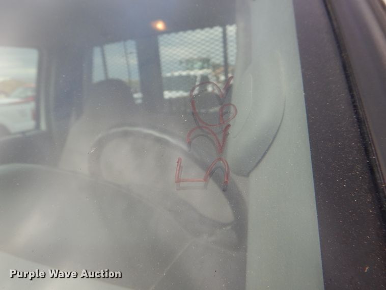 image for item DG4966 2006 Ford F350 Super Duty flatbed pickup truck