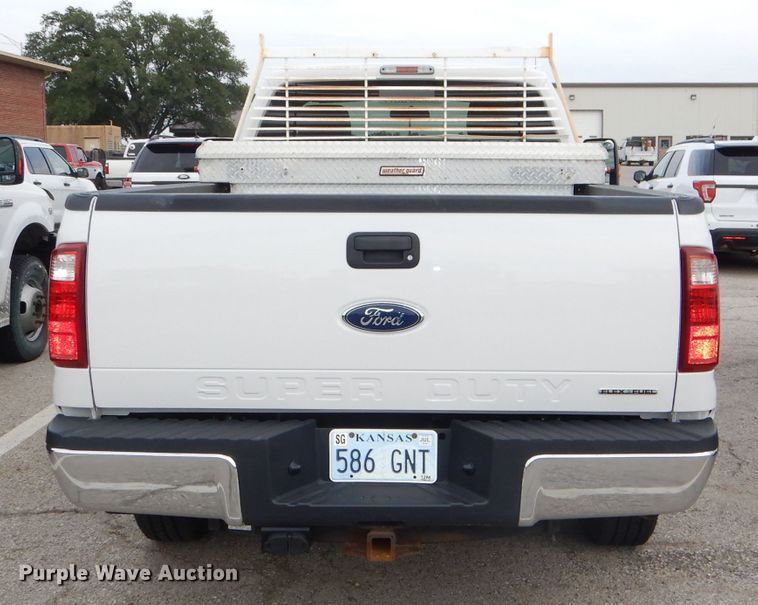 image for item DG4967 2015 Ford F250 Super Duty pickup truck