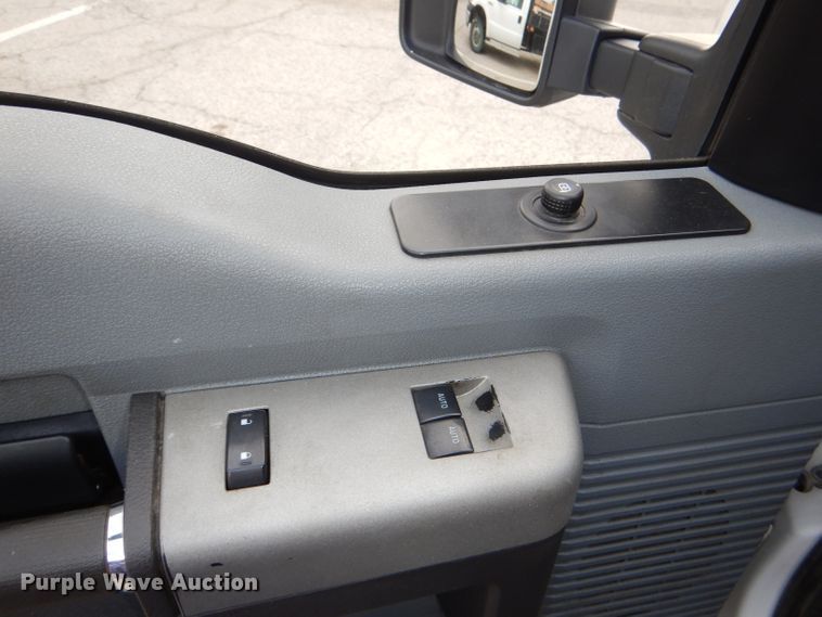 image for item DG4968 2015 Ford F250 Super Duty pickup truck