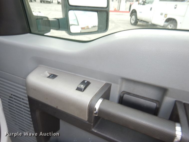 image for item DG4968 2015 Ford F250 Super Duty pickup truck