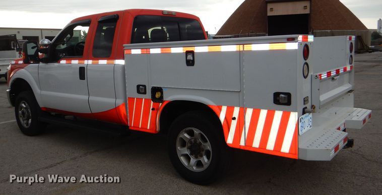 image for item DG4969 2016 Ford F250 Super Duty SuperCab utility pickup truck