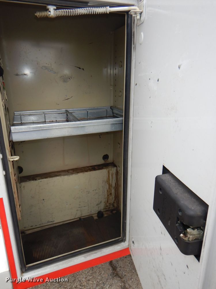 image for item DG4969 2016 Ford F250 Super Duty SuperCab utility pickup truck