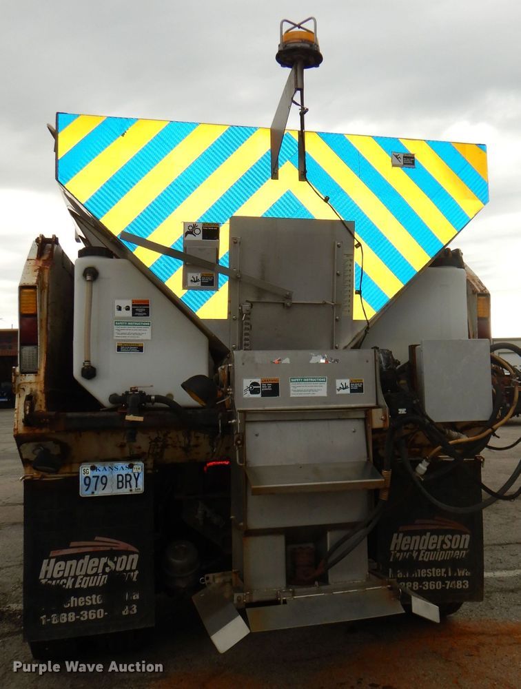 image for item DG4970 2007 International 7400 dump truck