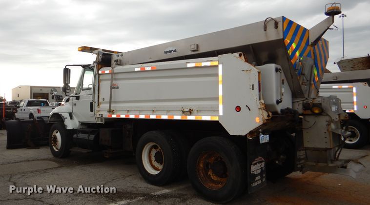 image for item DG4970 2007 International 7400 dump truck