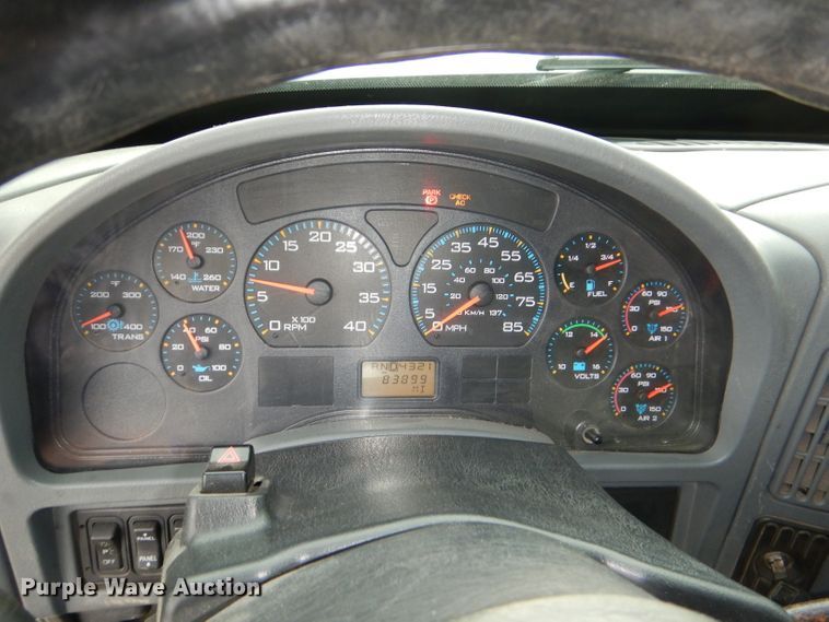 image for item DG4970 2007 International 7400 dump truck