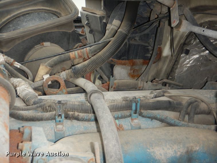 image for item DG4970 2007 International 7400 dump truck