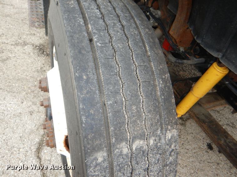 image for item DG4970 2007 International 7400 dump truck