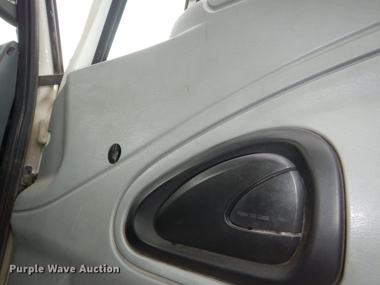 image for item DG4970 2007 International 7400 dump truck