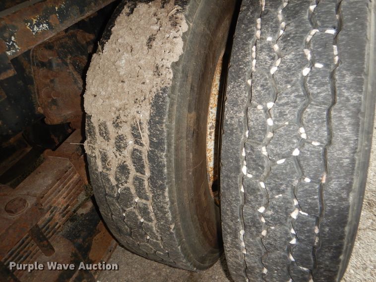 image for item DG4970 2007 International 7400 dump truck