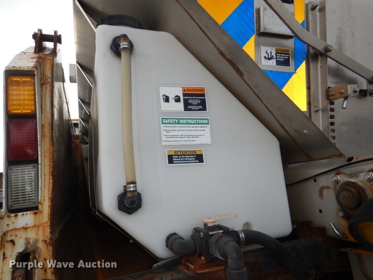 image for item DG4970 2007 International 7400 dump truck