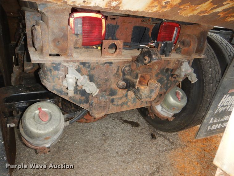 image for item DG4970 2007 International 7400 dump truck