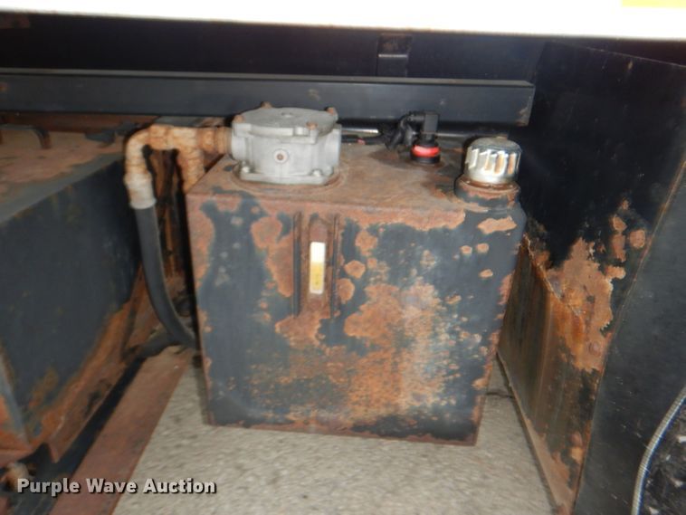 image for item DG4970 2007 International 7400 dump truck