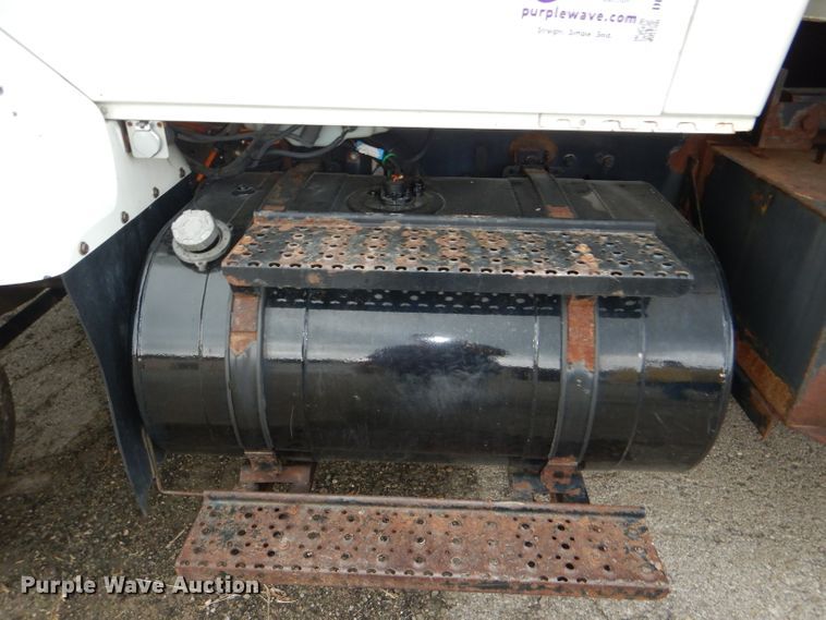 image for item DG4970 2007 International 7400 dump truck