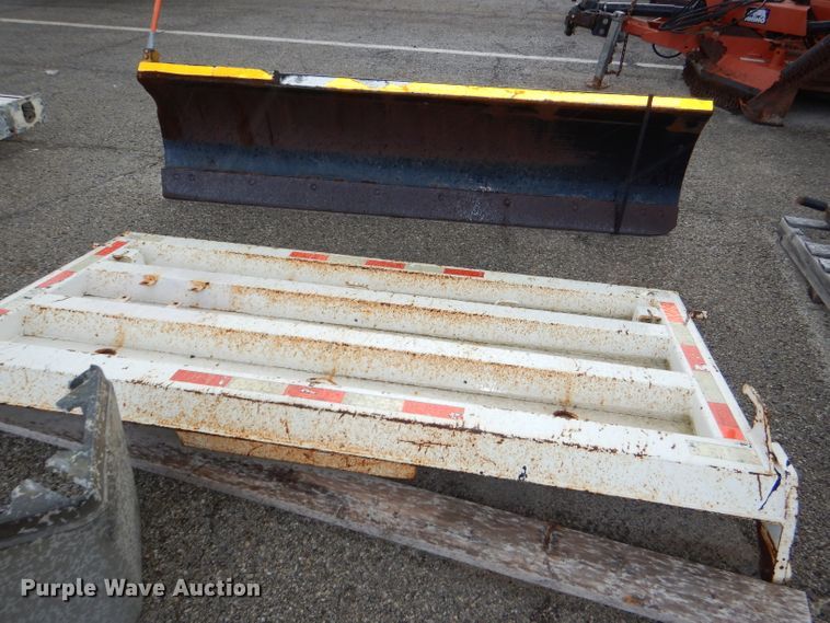 image for item DG4970 2007 International 7400 dump truck