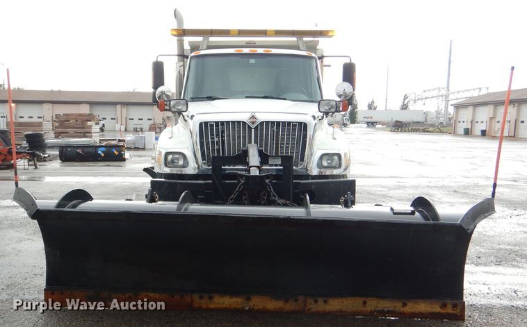 image for item DG4971 2007 International 7400 dump truck