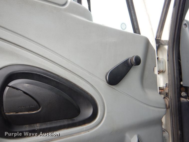 image for item DG4971 2007 International 7400 dump truck