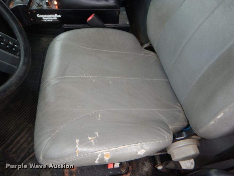 image for item DG4971 2007 International 7400 dump truck