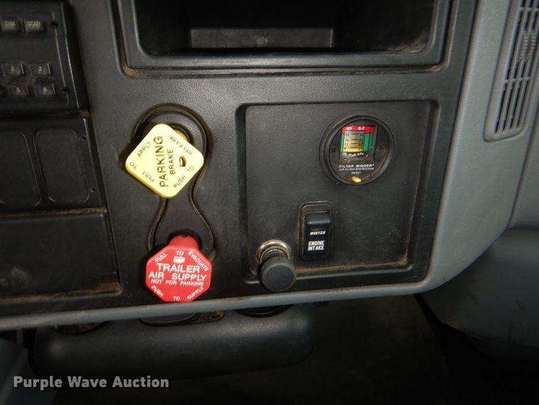 image for item DG4971 2007 International 7400 dump truck