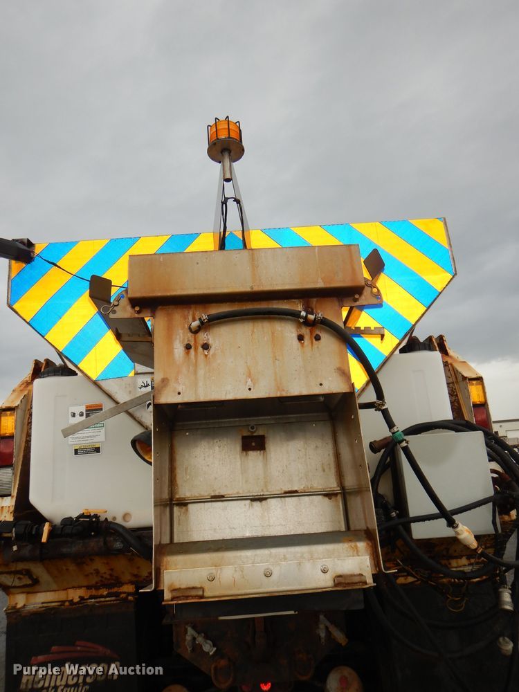 image for item DG4971 2007 International 7400 dump truck