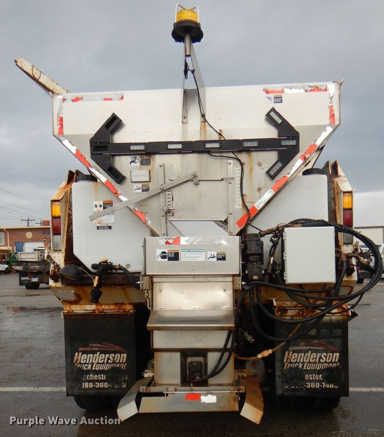 image for item DG4972 2007 International 7400 dump truck